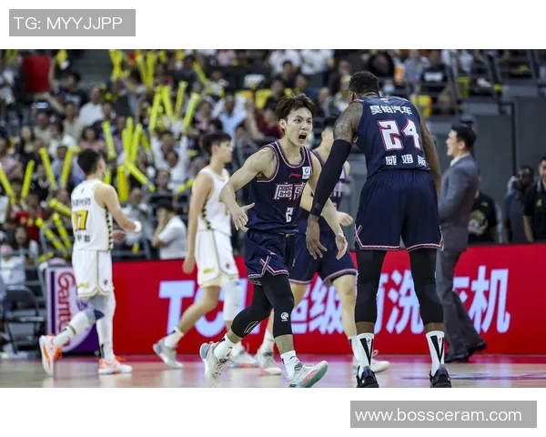 1月20日广东队对阵八一队精彩比赛录像回放及赛后分析 1月20日广东队对阵八一队精彩比赛录像回放及赛后分析