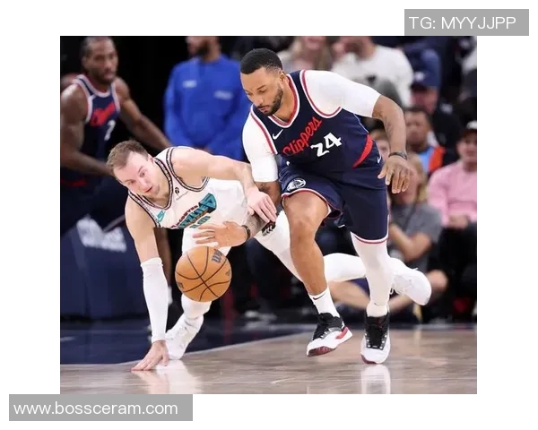 快船与灰熊激战G2赛季对决回顾精彩瞬间与关键时刻分析