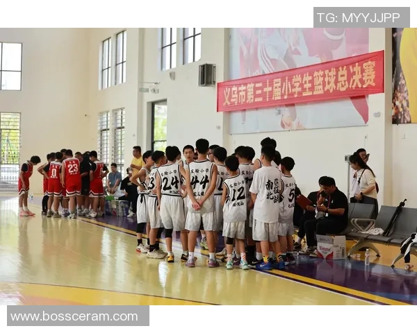 从小培养男孩子打篮球的意义与方法探讨